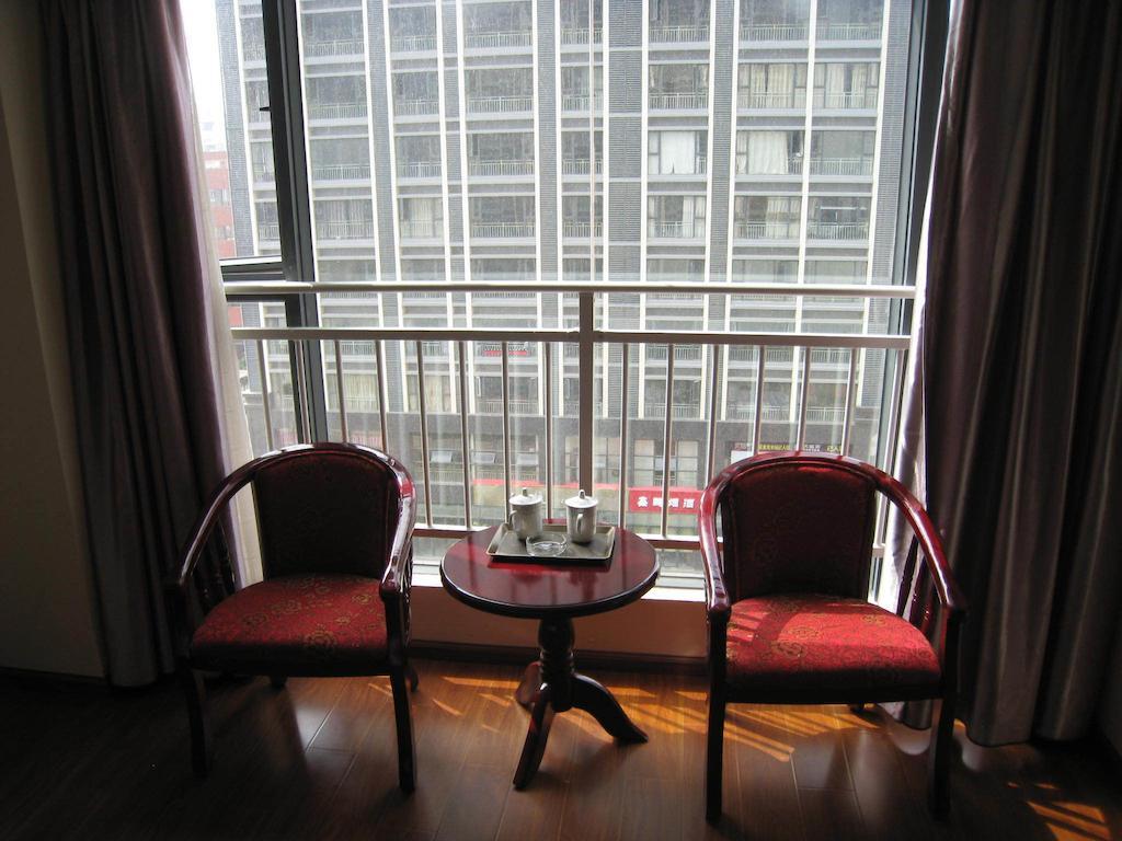 Chun Tian Hui Gu Holiday Hotel Kunming Buitenkant foto